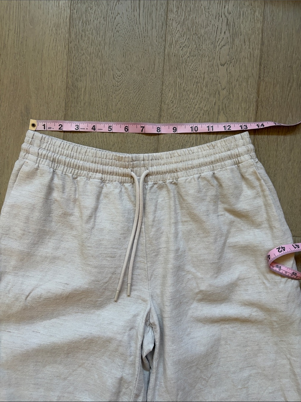 Aritzia Wide Leg Pants in Light Beige - Picture 7 of 16